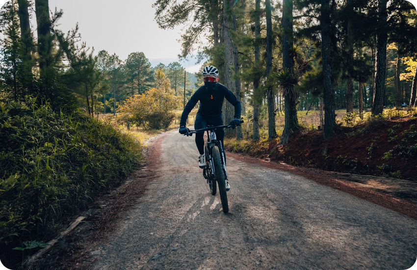 Banner Roupa para mountain bike: o que usar em trilhas?