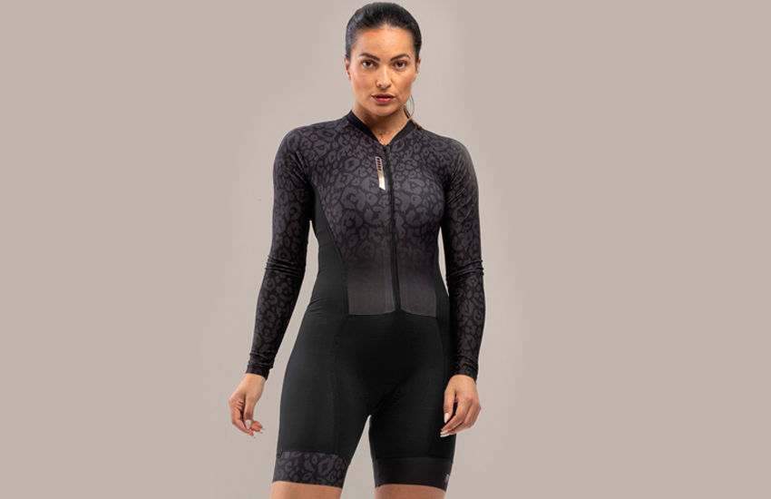 Banner Sol Bloqueado, Desempenho Desbloqueado: O Macaquinho de Ciclismo com Proteção Solar