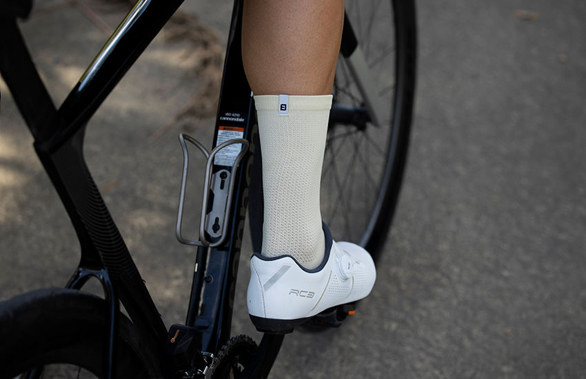 Banner Meia de ciclismo masculina: o que muda na ventilação, compressão e ajuste?