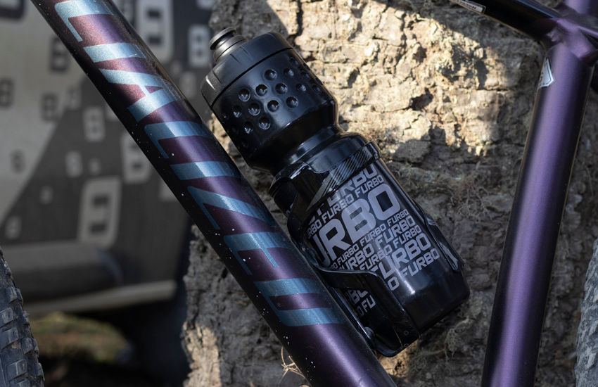 Banner Garrafas Ciclismo: Hidratação Essencial para Longos Percursos