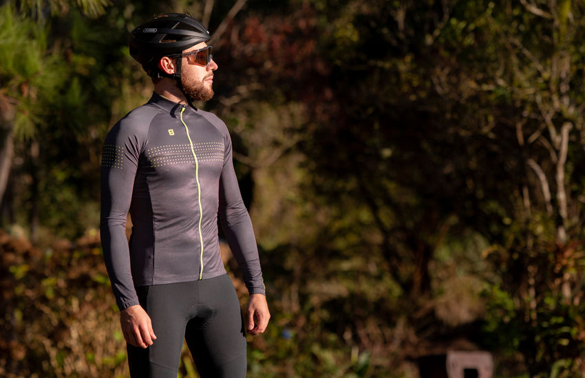 Banner Jersey Manga Longa: Conforto e Cobertura para Dias Frios