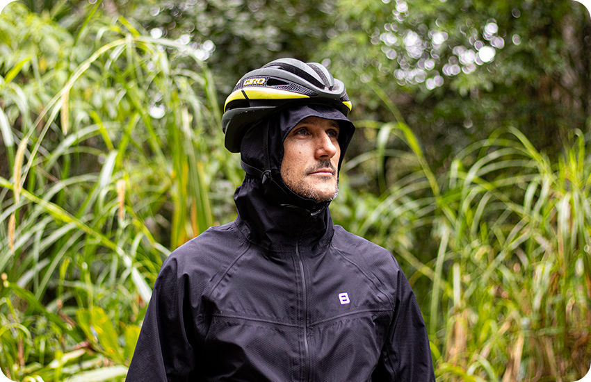 Banner Roupa impermeável para esporte: o que realmente protege da chuva?