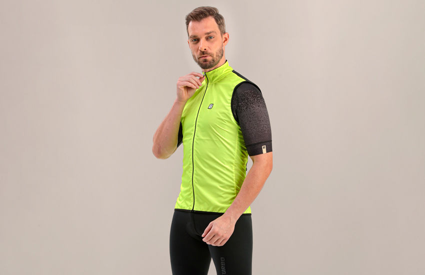 Banner Colete Corta Vento Masculino Save Amarelo Fluor: Proteção com Visibilidade nas Estradas