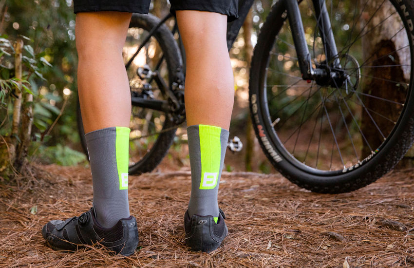 Banner A importância das meias no conforto do ciclismo