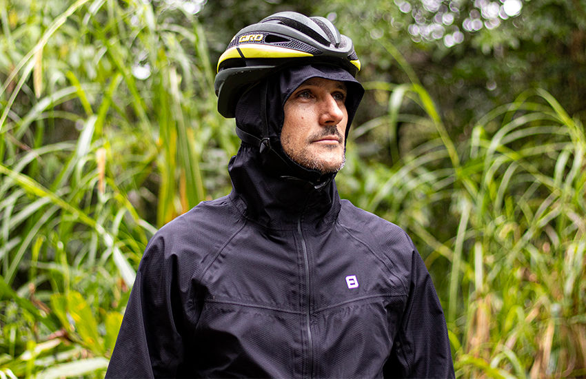 Banner Jaqueta impermeável: impermeável x resistente à água (entenda de verdade)