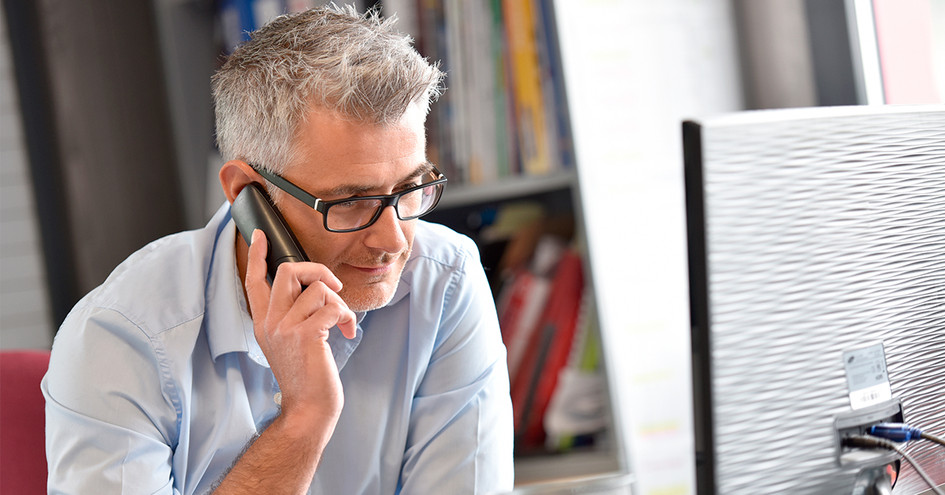 Banner Como funciona o telefone com ramal: principais dúvidas e respostas