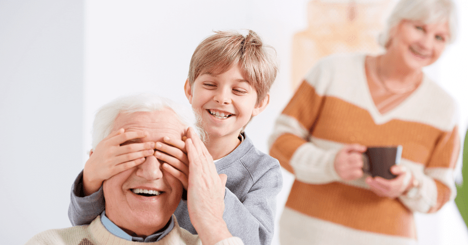 Banner Cuidado e segurança para idosos e crianças em casa