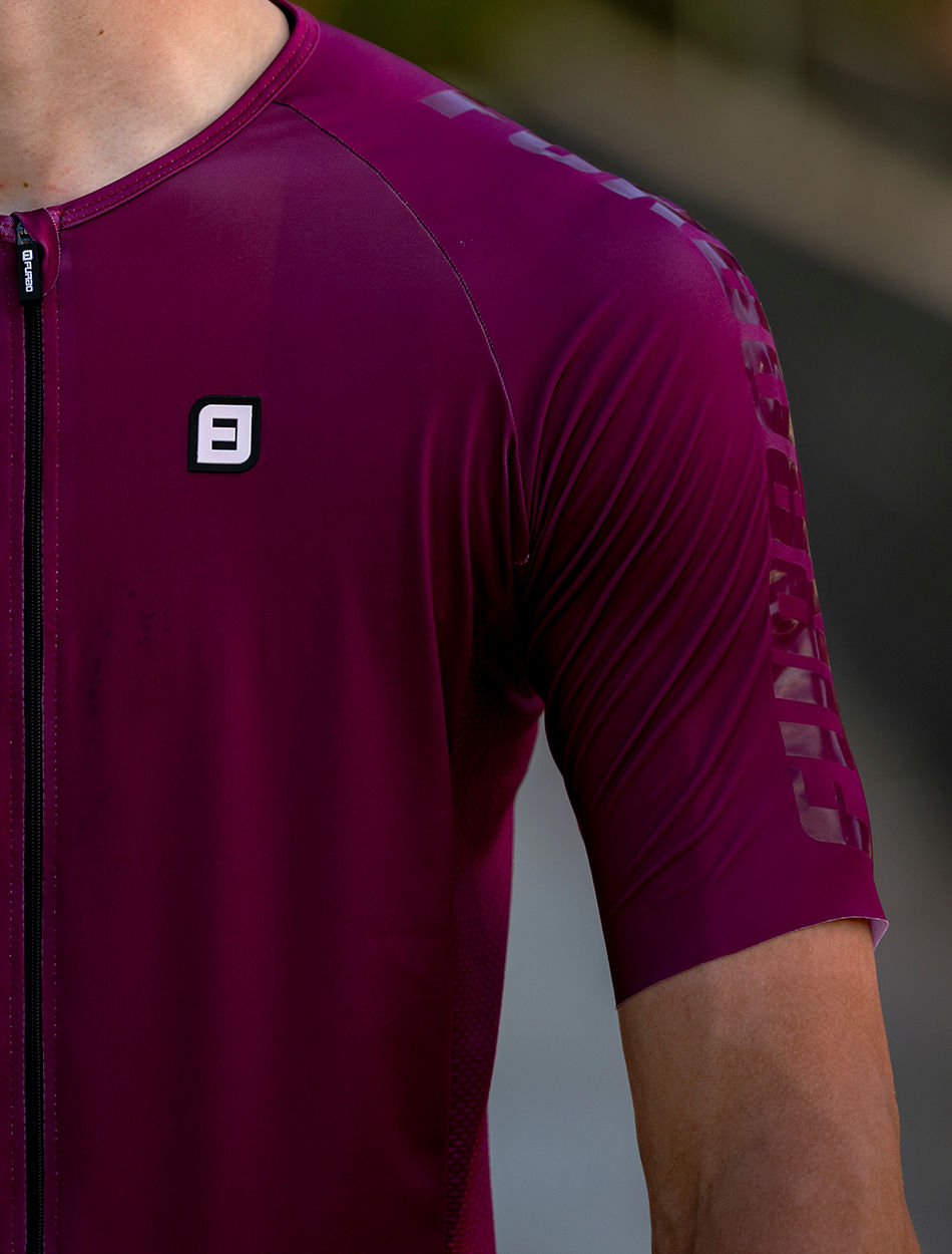 camisa ciclismo masculina bordô