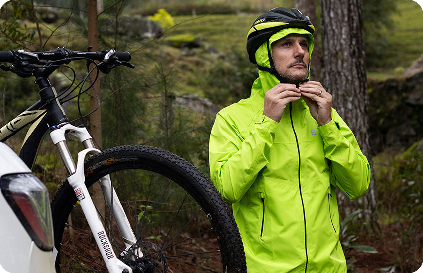 jaqueta impermeável ciclismo verde