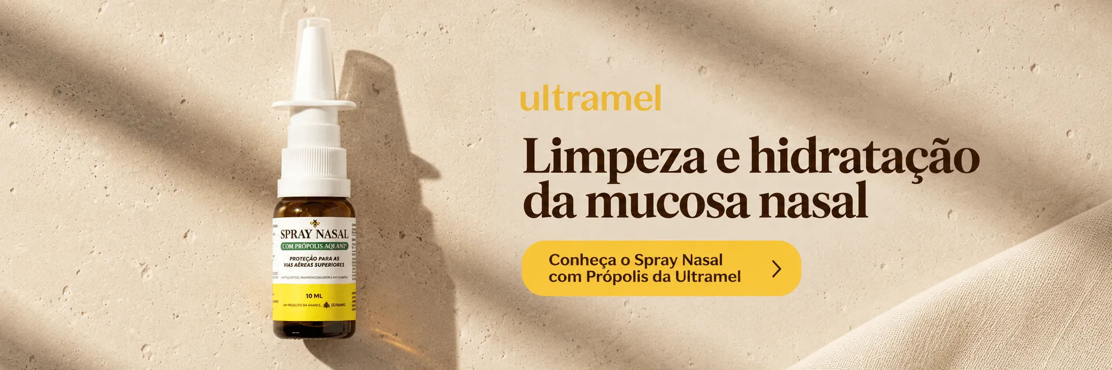 Banner promocional da Ultramel apresentando o Spray Nasal com Própolis em frasco âmbar de 10ml sobre fundo bege claro. O texto destaca "Limpeza e hidratação da mucosa nasal" como benefício principal do produto.