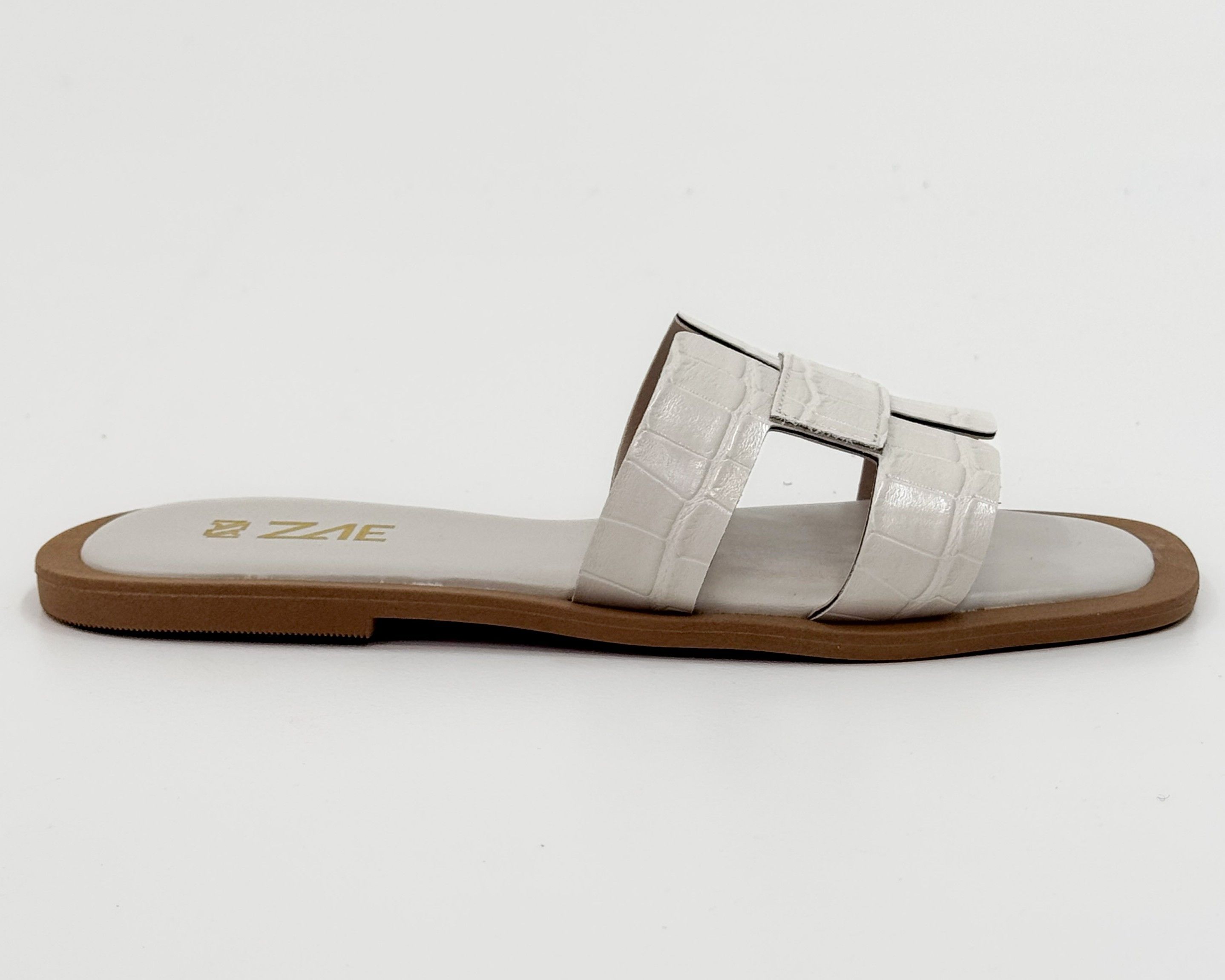 Chinelo Camila Panacota