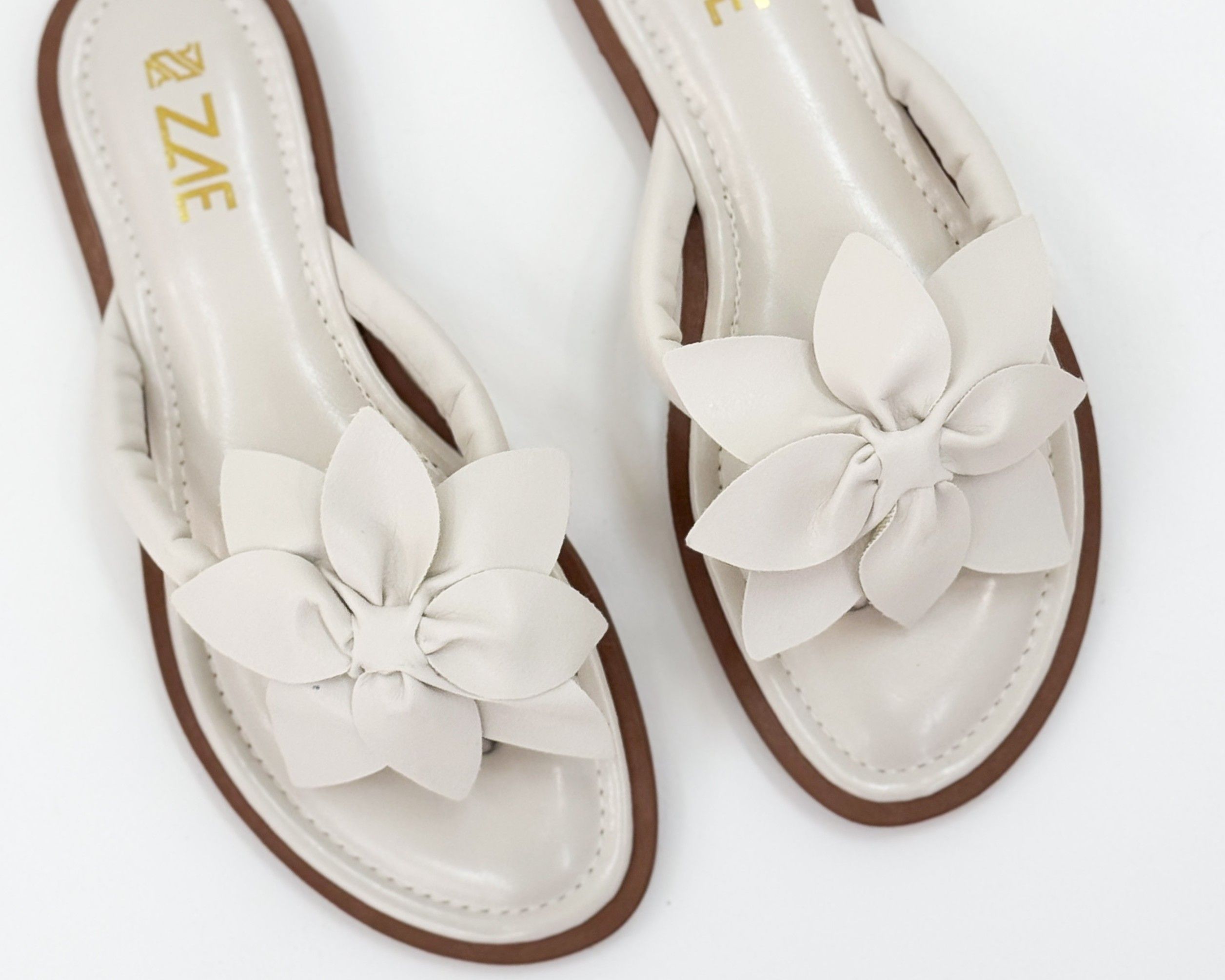 Chinelo Dani Off White
