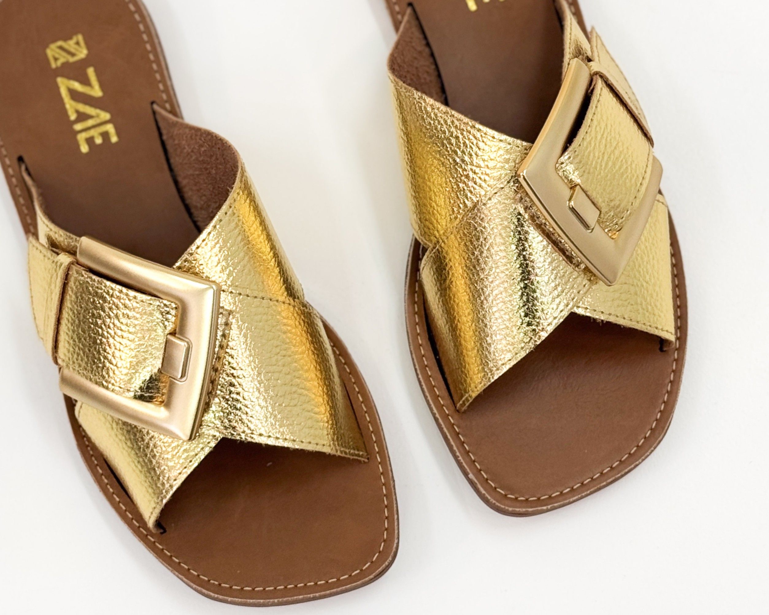 Chinelo Joanice Ouro