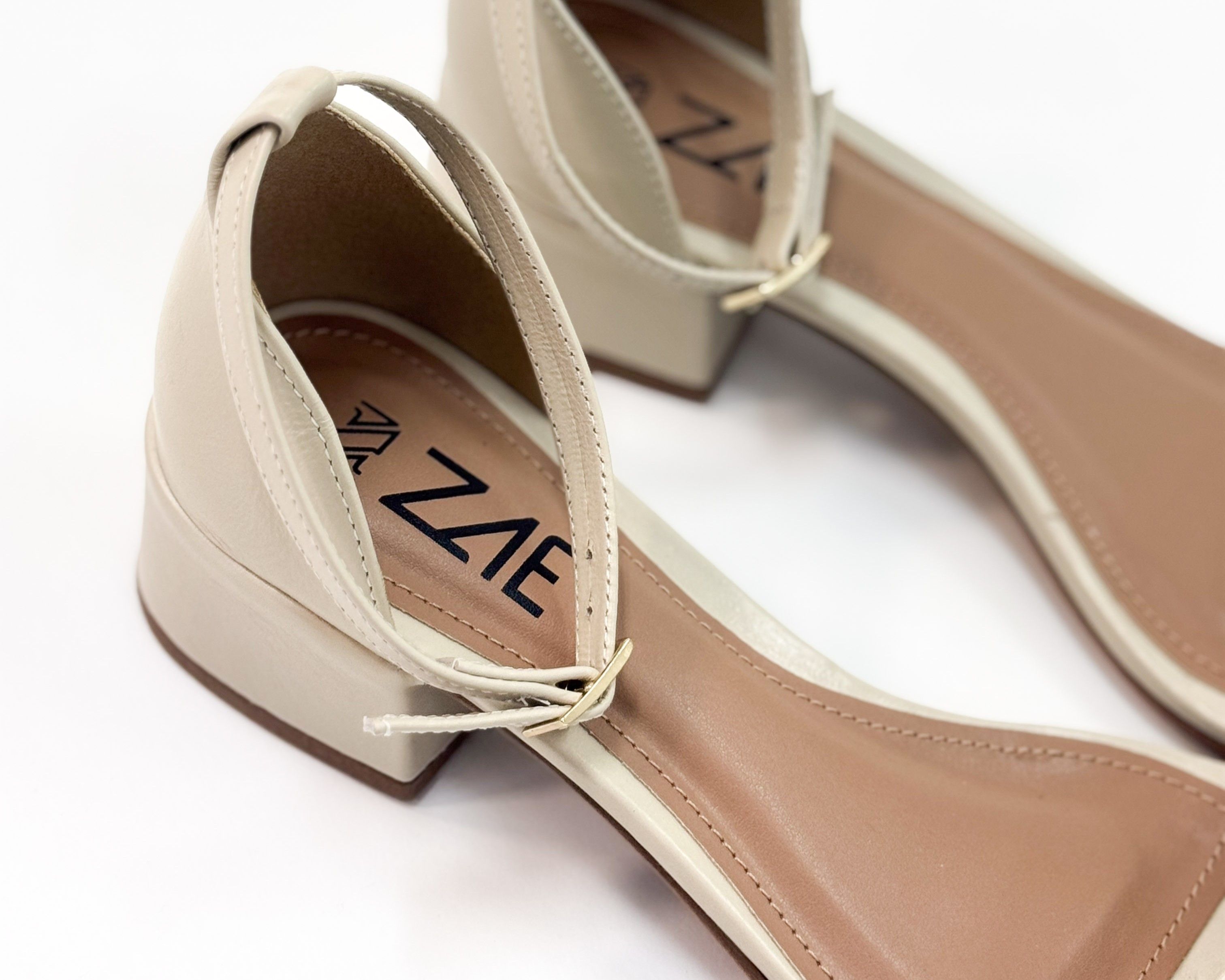 Sandália Sara Off White