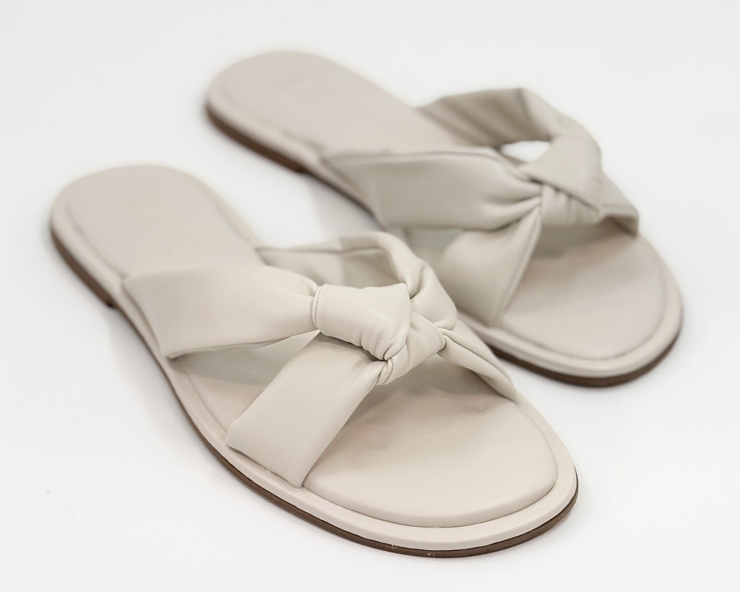 Chinelo Sofi Off White