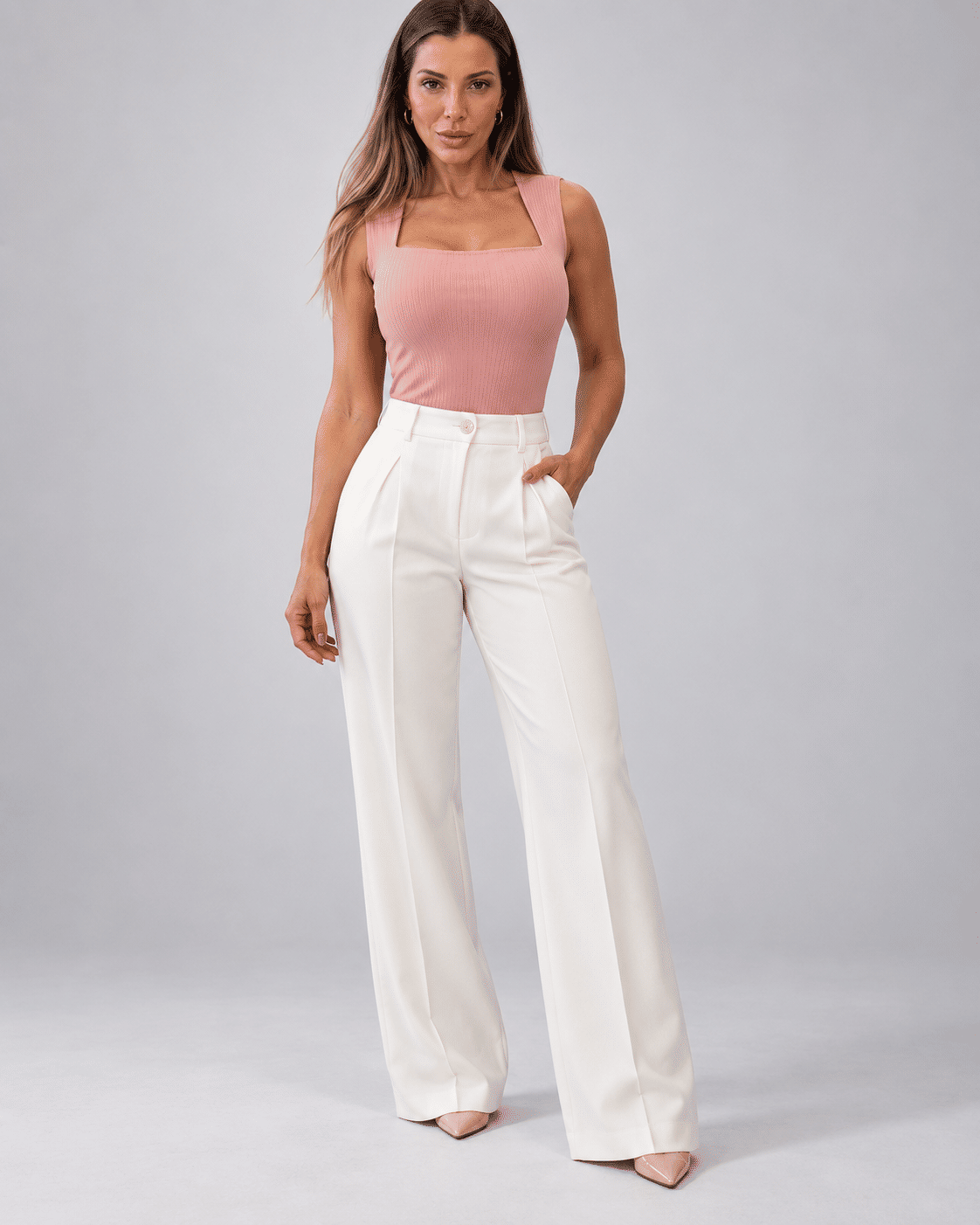 Blusa Antonella Canelada com Decote Quadrado - corpo inteiro