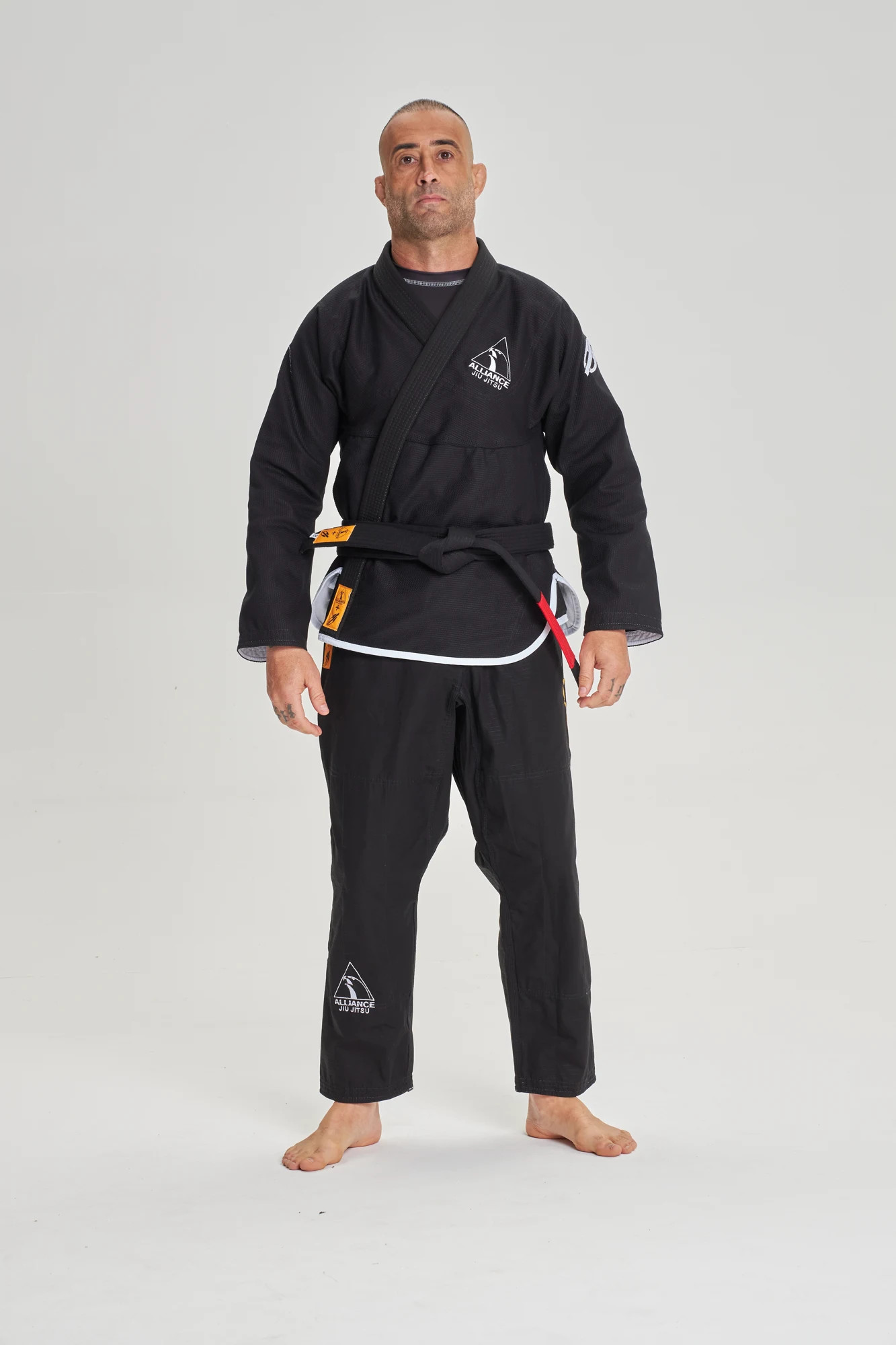 Kimono preto visto de frente